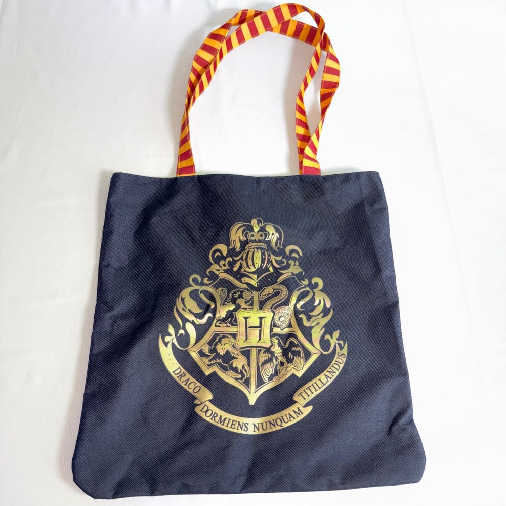 Harry Potter Hogwarts Tote Bag Black Gold slyverin hufflepuff Crest Striped
